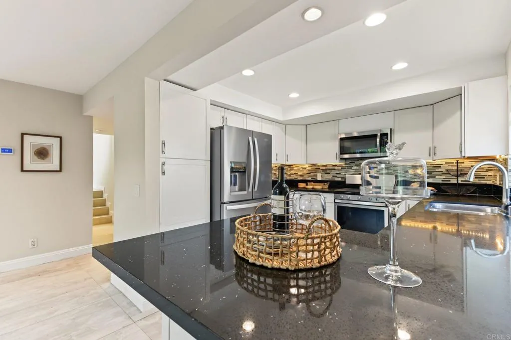 376 Center Street, #335, Chula Vista, CA 91910 376 Center Street, #335, Chula Vista, CA 91910