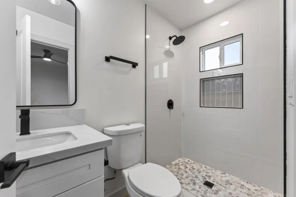 3587 Marlborough Avenue, San Diego, CA 92105 3587 Marlborough Avenue, San Diego, CA 92105
