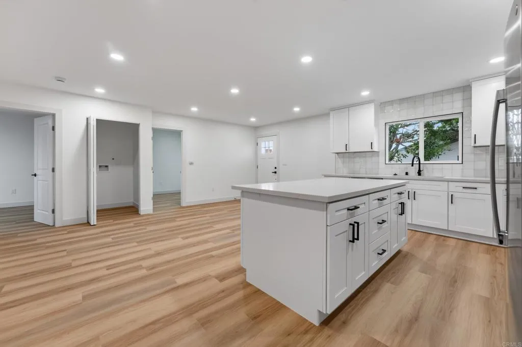 3587 Marlborough Avenue, San Diego, CA 92105 3587 Marlborough Avenue, San Diego, CA 92105