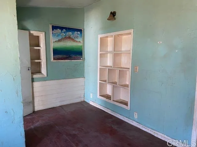 341 Brooks Street, Oceanside, CA 92054 341 Brooks Street, Oceanside, CA 92054
