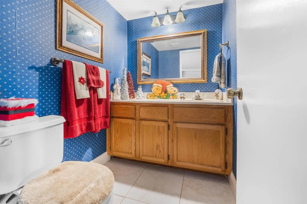 3806 Stanford Drive, Oceanside, CA 92056 3806 Stanford Drive, Oceanside, CA 92056