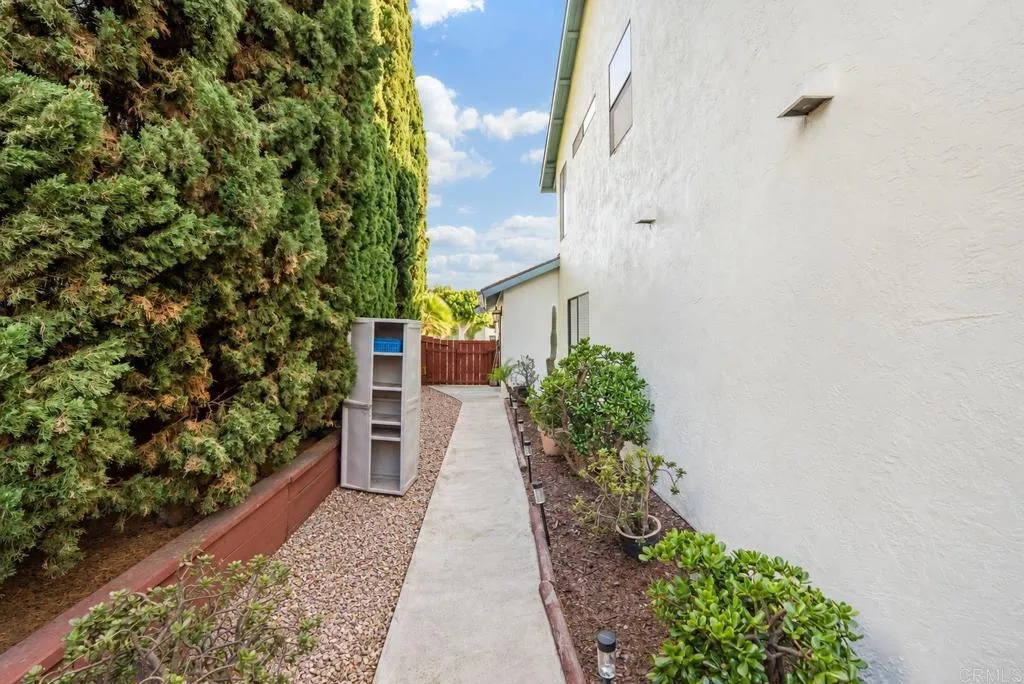 3806 Stanford Drive, Oceanside, CA 92056 3806 Stanford Drive, Oceanside, CA 92056
