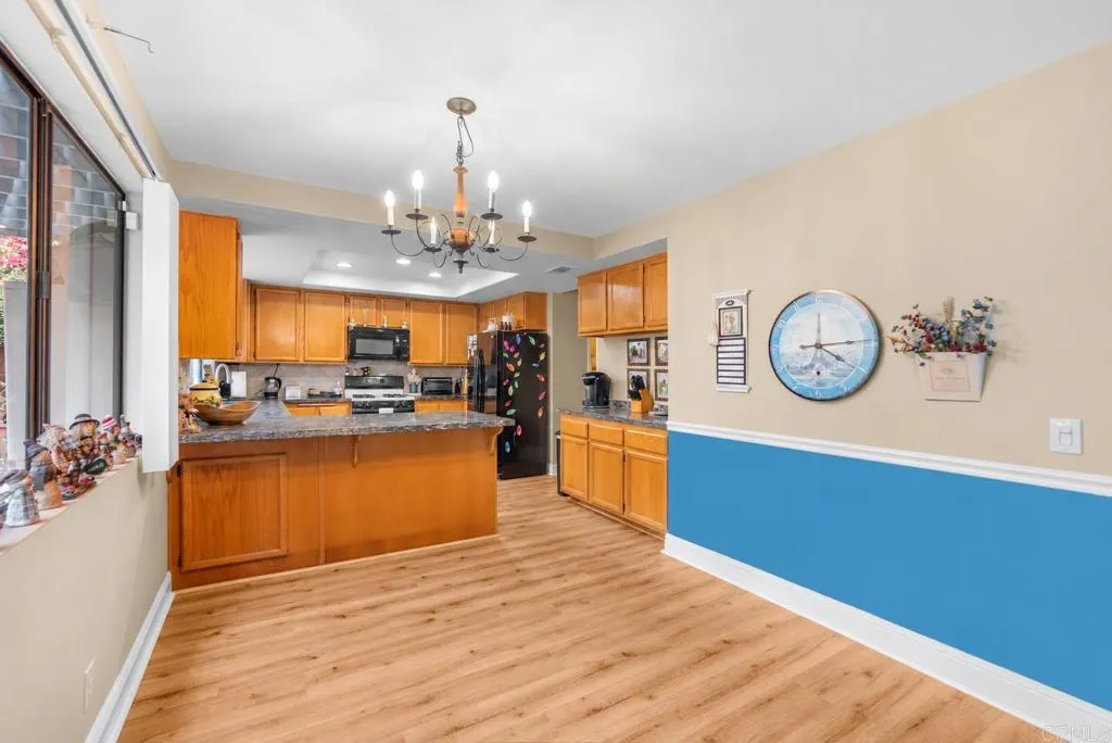 3806 Stanford Drive, Oceanside, CA 92056 3806 Stanford Drive, Oceanside, CA 92056
