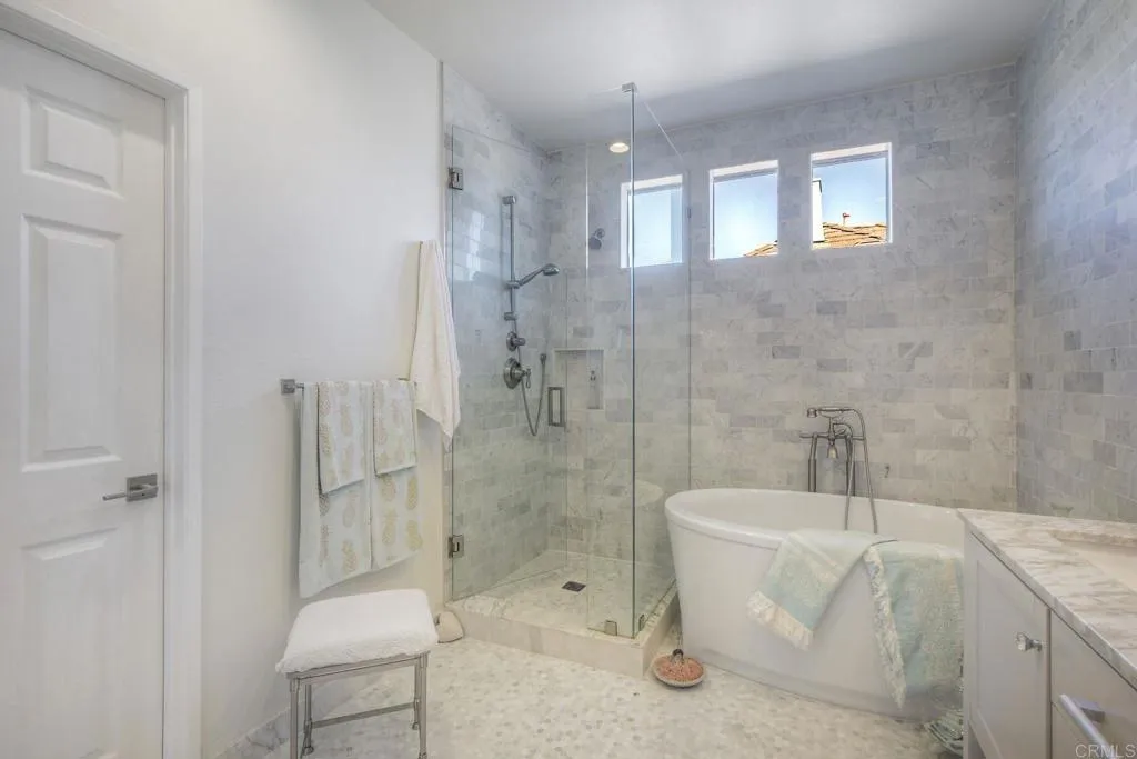 1109 Pacifica Place, Encinitas, CA 92024 1109 Pacifica Place, Encinitas, CA 92024