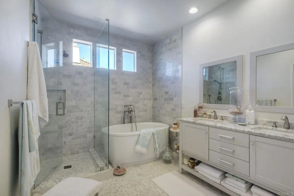 1109 Pacifica Place, Encinitas, CA 92024 1109 Pacifica Place, Encinitas, CA 92024