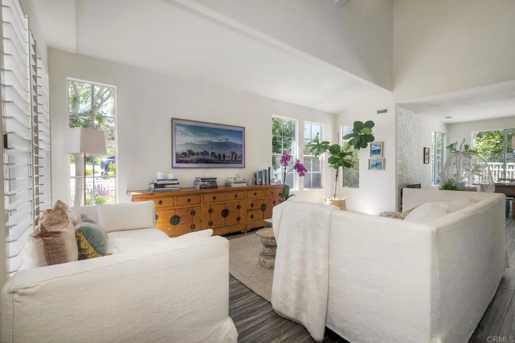 1109 Pacifica Place, Encinitas, CA 92024 1109 Pacifica Place, Encinitas, CA 92024
