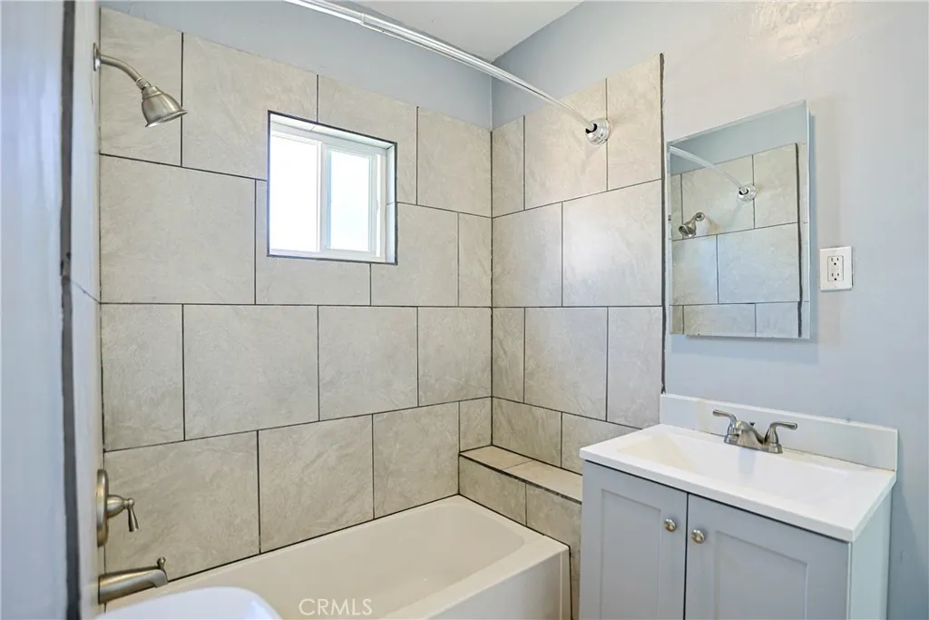 https://cdn.realtyfeed.com/cdn/127/307111233/2ba600f2ef43012df24fb9fa4387d4cd.webp