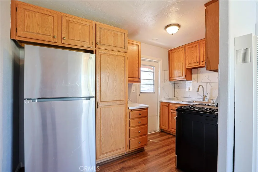 https://cdn.realtyfeed.com/cdn/127/307111233/65929bb4acdb75f72d9f069ced1723b0.webp