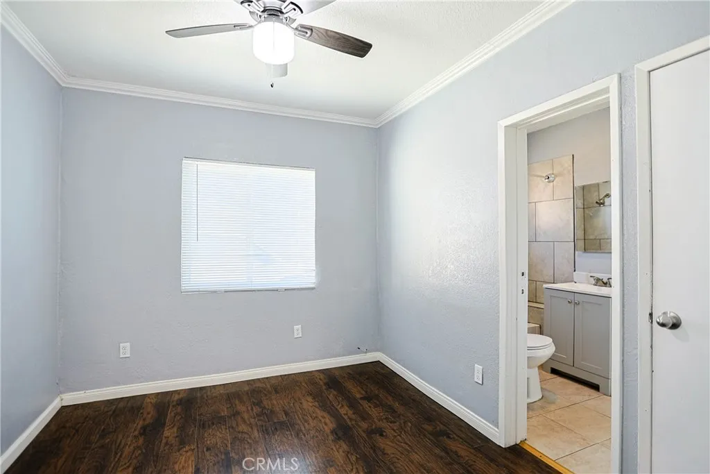 https://cdn.realtyfeed.com/cdn/127/307111233/68d84c4be2480ed0f9c8760ae8a5594e.webp