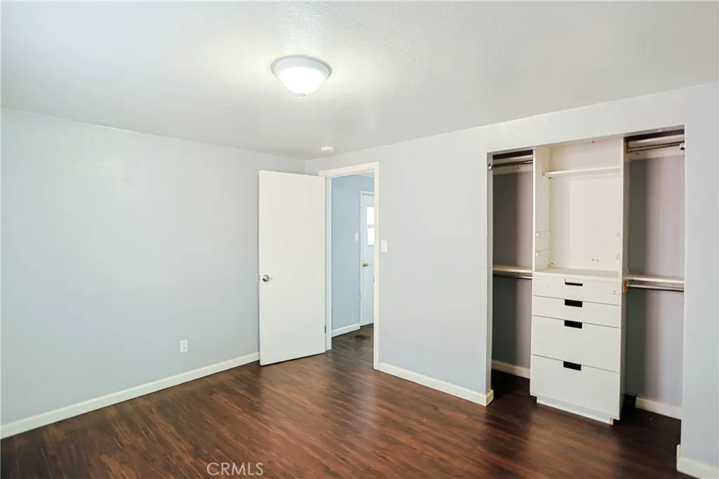 https://cdn.realtyfeed.com/cdn/127/307111233/6c9c155d9e53959211d41d1aa75089db.webp