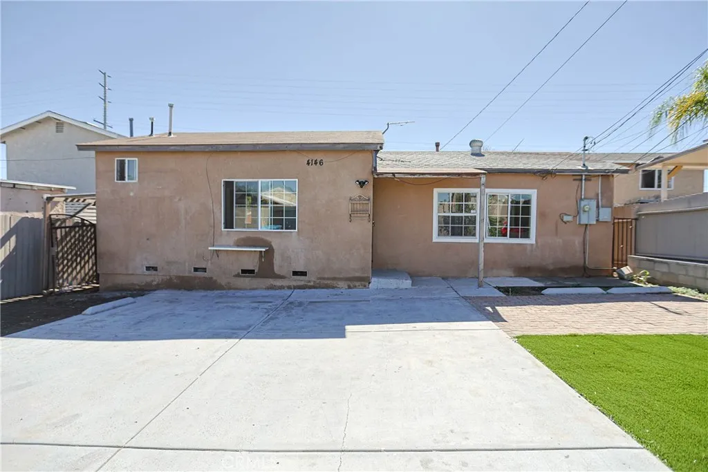 https://cdn.realtyfeed.com/cdn/127/307111233/8ef9b8433d94c370777e20aeea6f95aa.webp