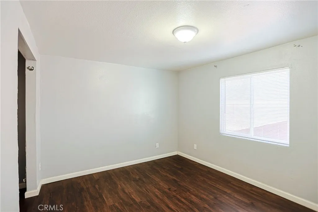 https://cdn.realtyfeed.com/cdn/127/307111233/ea1f608d599458829978a0e10a4fc92b.webp