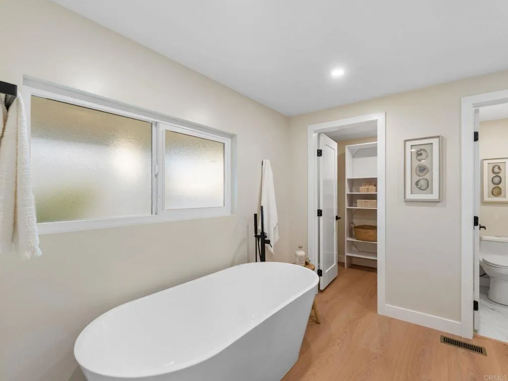 https://cdn.realtyfeed.com/cdn/127/307111310/269ccac7059466fa21b8aa75a2009889.webp
