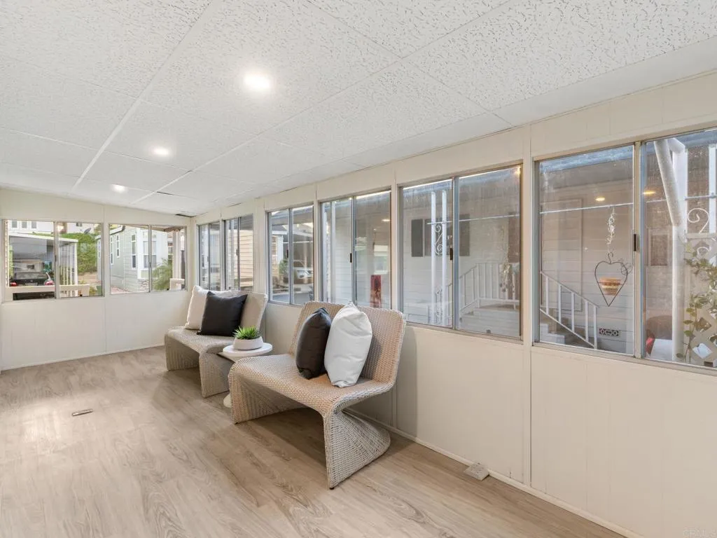 https://cdn.realtyfeed.com/cdn/127/307111310/4e54912b210e5c43999e03dd04fb5a62.webp