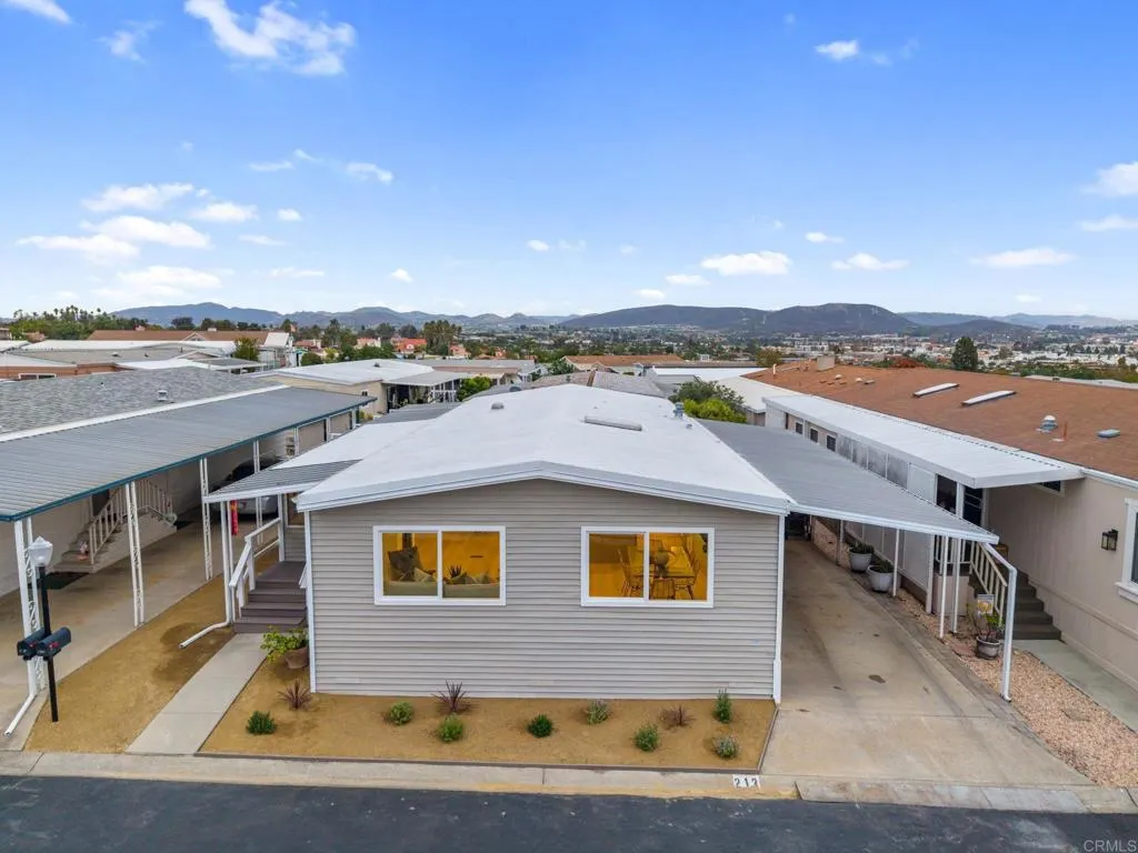 https://cdn.realtyfeed.com/cdn/127/307111310/8fd6692c81e579a77d8e167015fb773f.webp