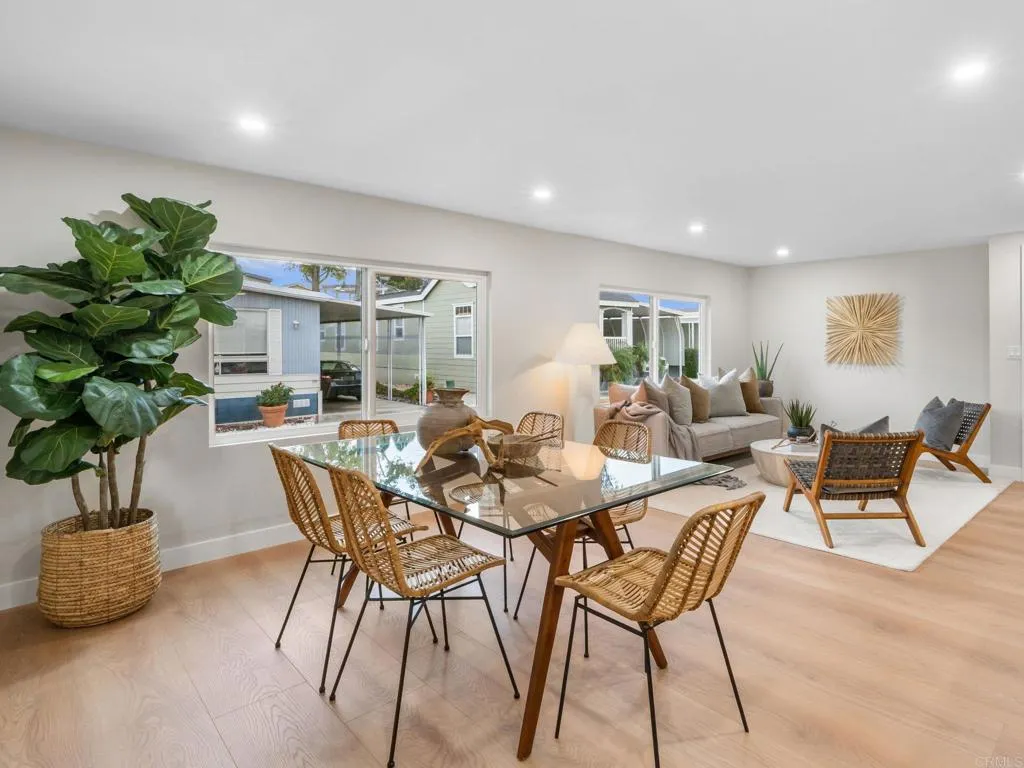https://cdn.realtyfeed.com/cdn/127/307111310/e1aa058a79deb35386a66e69b0cbdc45.webp