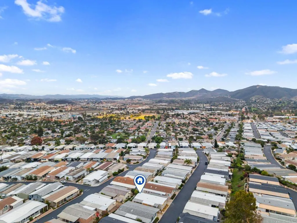 https://cdn.realtyfeed.com/cdn/127/307111310/f736a482fefbff5b8cc0eab96355c8dd.webp