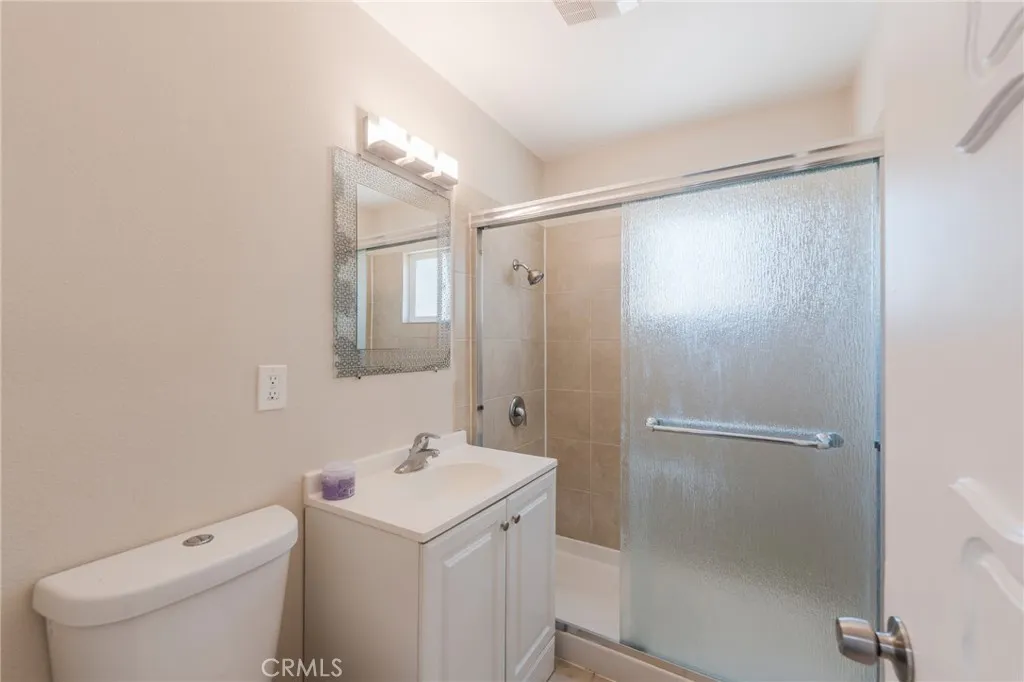 Santa Ana, CA 92703