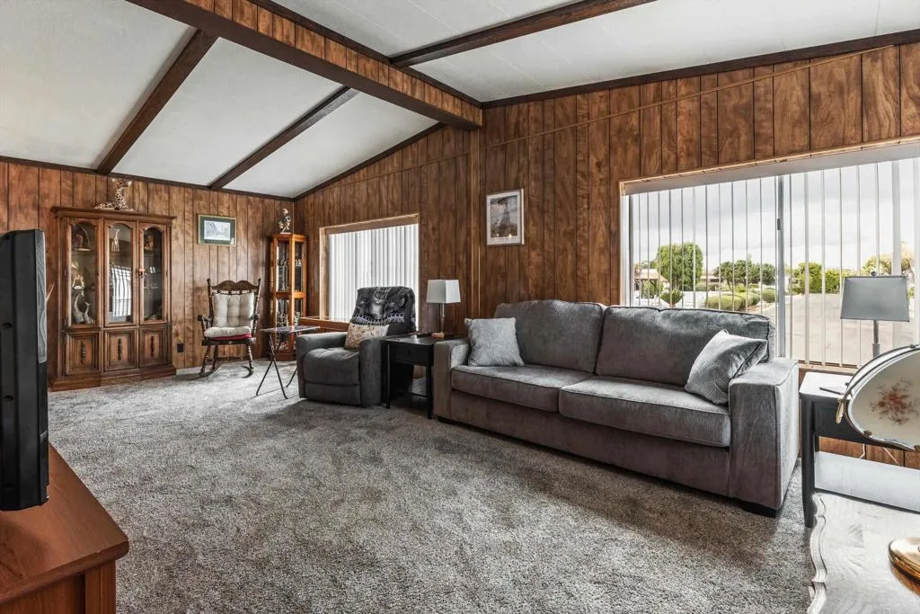 https://cdn.realtyfeed.com/cdn/127/307111389/97ad5e0246f10d8942c8750855e5249f.webp