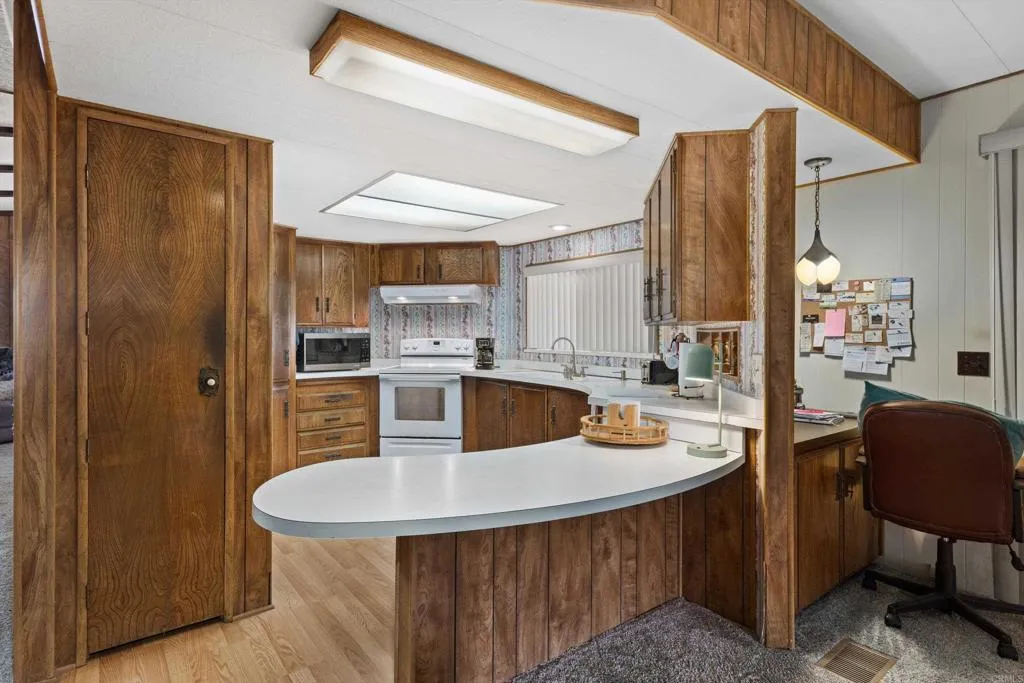 https://cdn.realtyfeed.com/cdn/127/307111389/c213e8521ce466c2d7702cfa8bd7c42a.webp