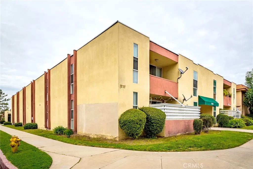 Van Nuys, CA 91406