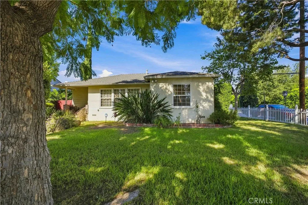 Encino, CA 91436