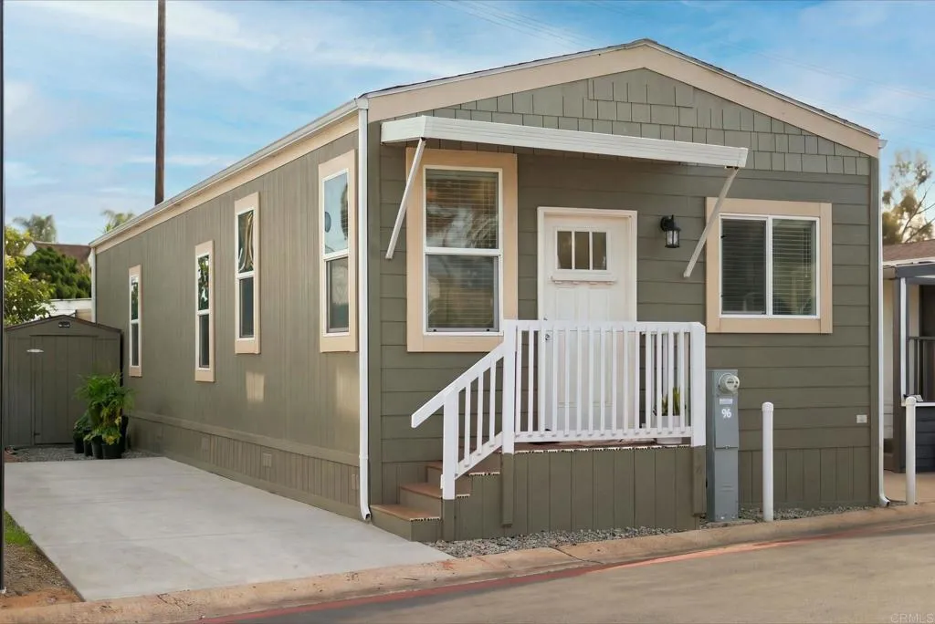 https://cdn.realtyfeed.com/cdn/127/307111443/3585fe1a52e8cad98899b917b5dca459.webp