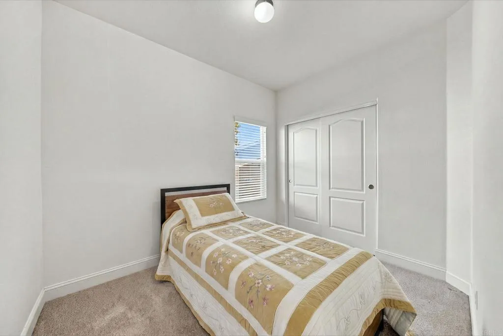 https://cdn.realtyfeed.com/cdn/127/307111443/f9892288f632c5fb11dd9e081e2643ca.webp