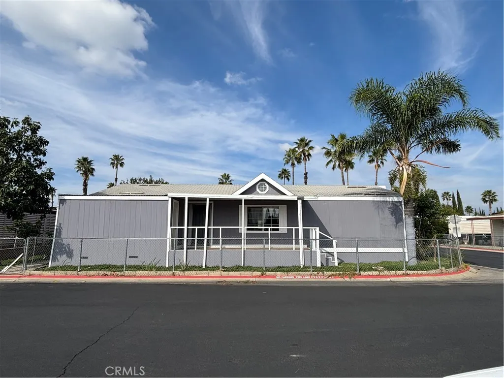 Rialto, CA 92376