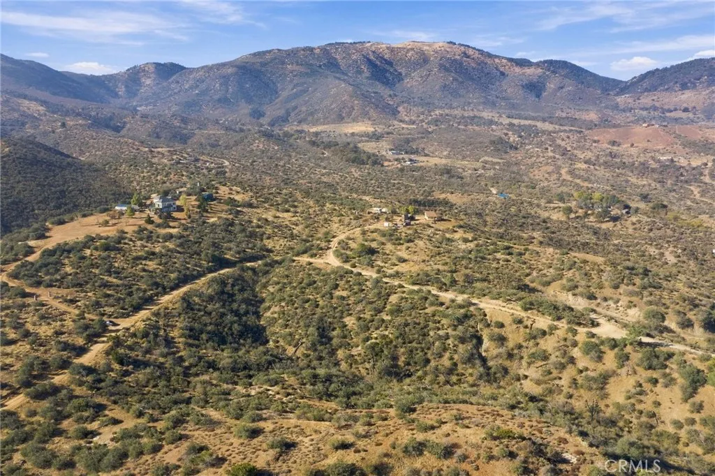 Tehachapi, CA 93561