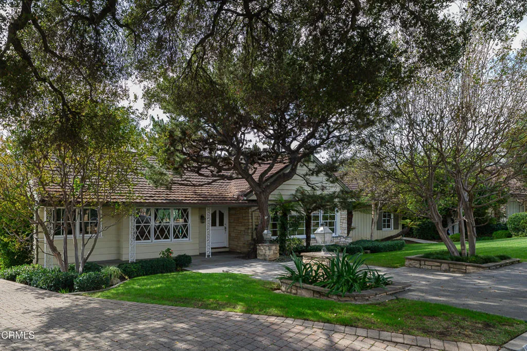 La Canada Flintridge, CA 91011