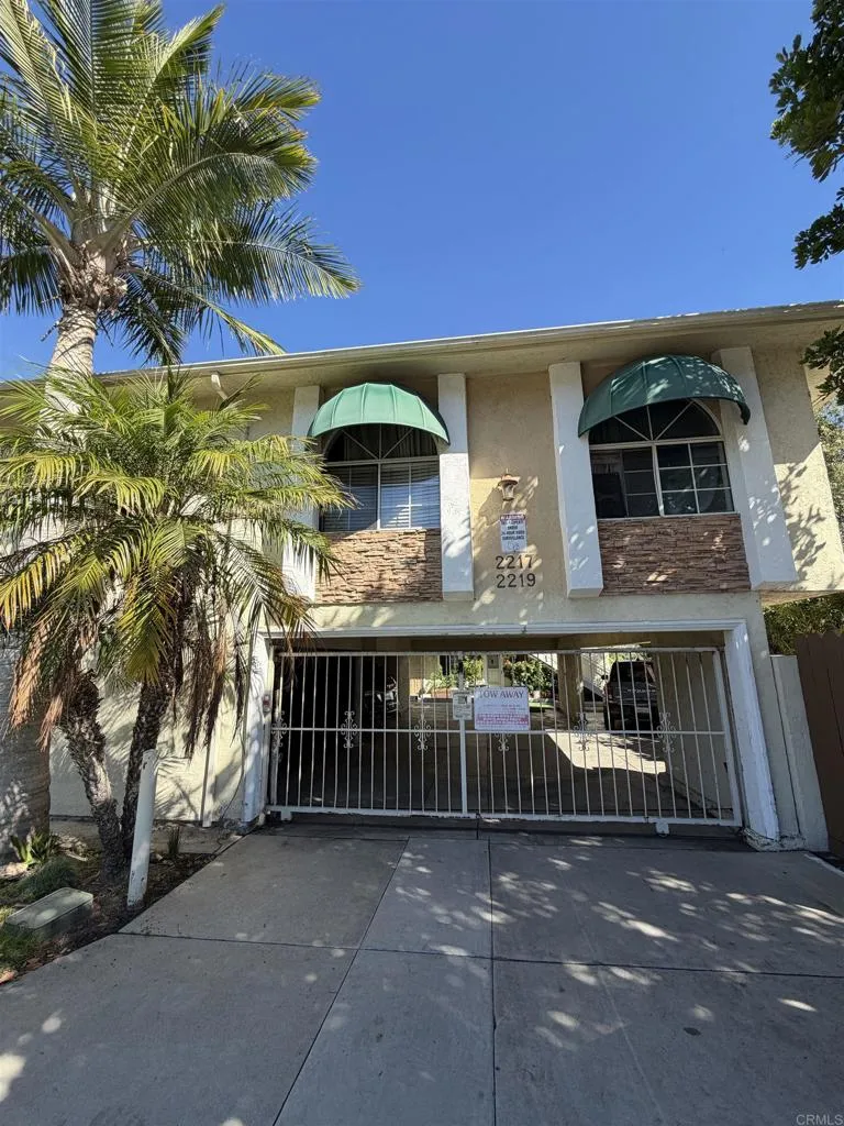 San Diego, CA 92111