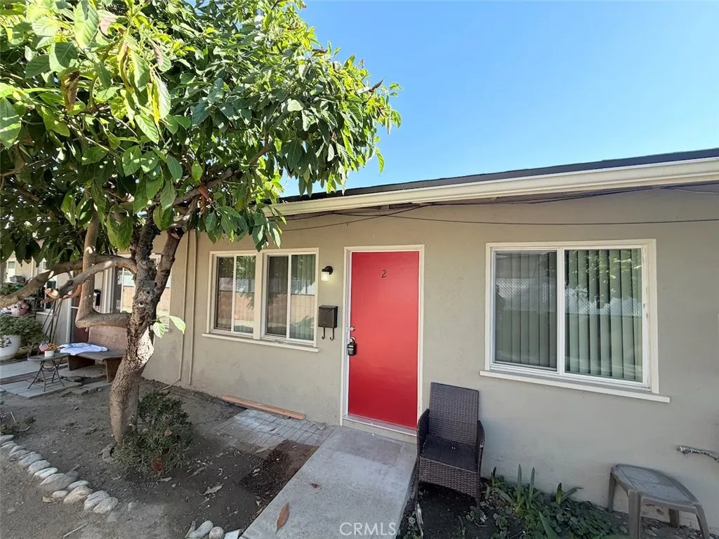 Azusa, CA 91702