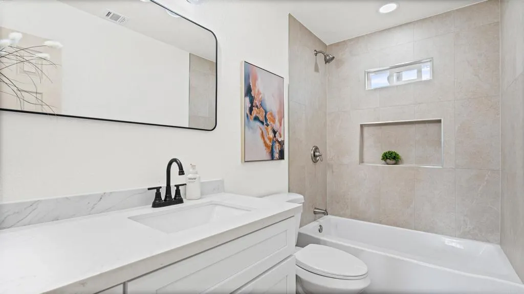 https://cdn.realtyfeed.com/cdn/127/307111911/76a2fa679669aefa05fd56342a377d11.webp