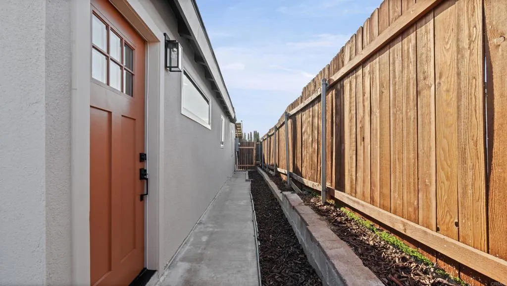 https://cdn.realtyfeed.com/cdn/127/307111911/7930dd285069ce5c7c4dc690bd45a6f1.webp