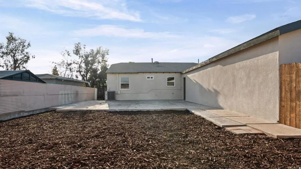 https://cdn.realtyfeed.com/cdn/127/307111911/aa8a2d1be90d4a0145c499967d1b53fa.webp