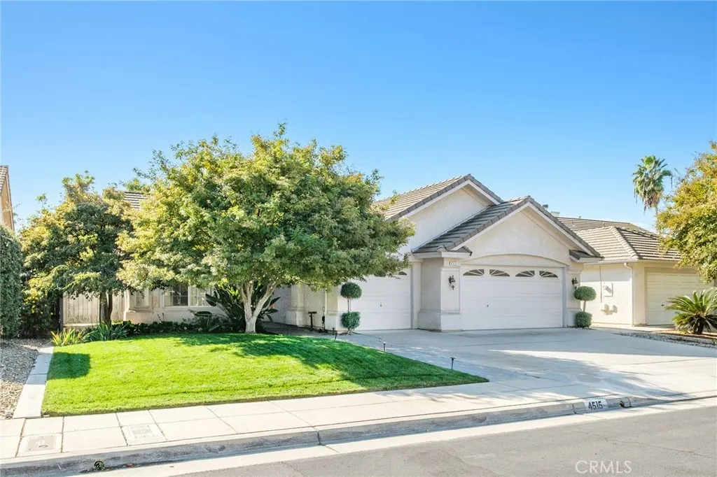 Fresno, CA 93722