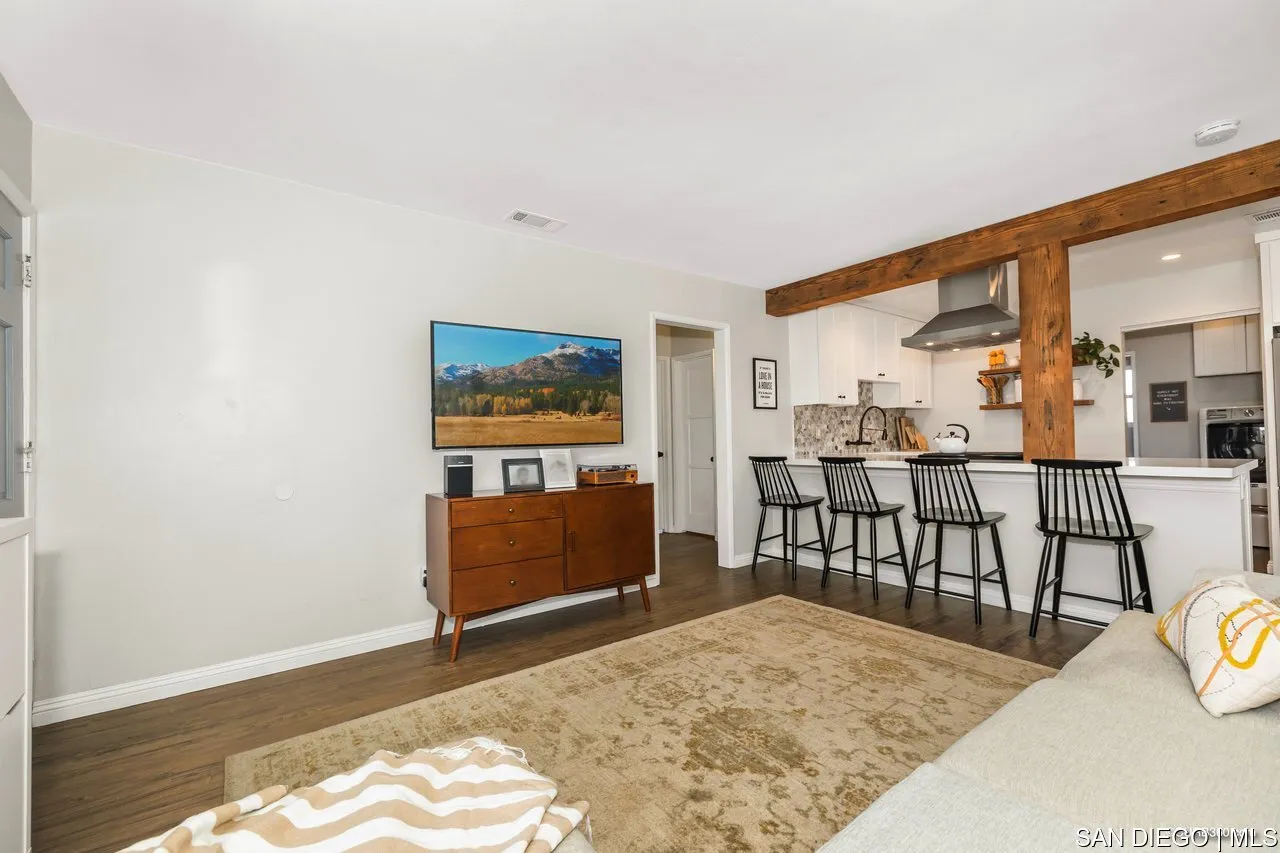 https://cdn.realtyfeed.com/cdn/127/700000120/cbd9914f24bede946a989d168f939970.webp