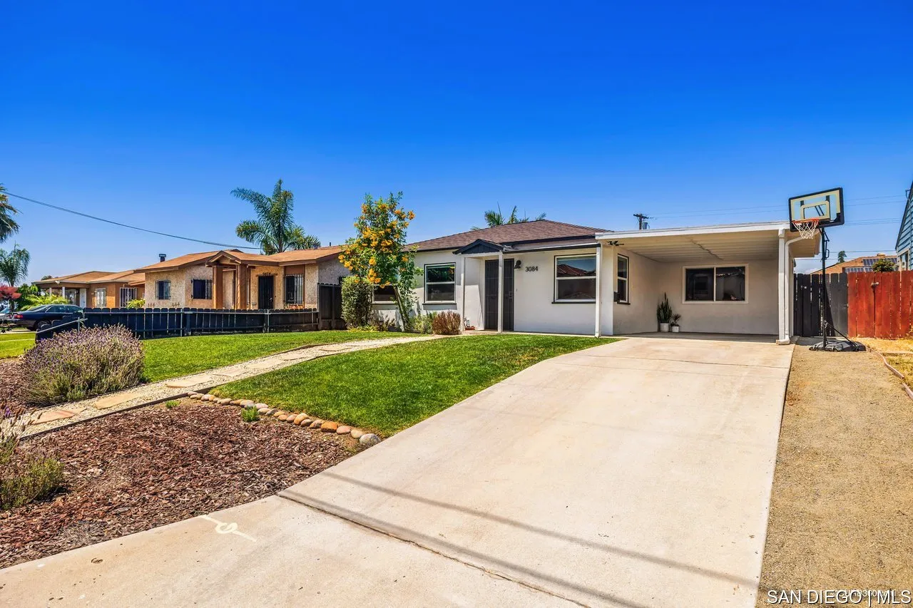 https://cdn.realtyfeed.com/cdn/127/700000120/d9767c22103012ab0b4197fdc999dd1a.webp