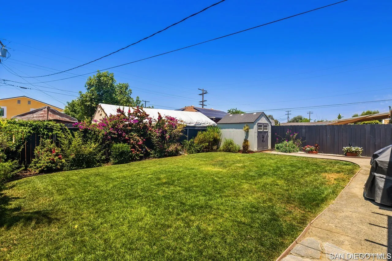 https://cdn.realtyfeed.com/cdn/127/700000120/e1f694e119f893dc23a1d8482ee26f1e.webp