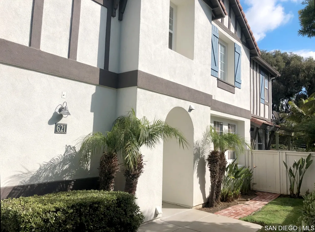 https://cdn.realtyfeed.com/cdn/127/700000201/412d0a502674cf471c0d9b473cbb8a8f.webp