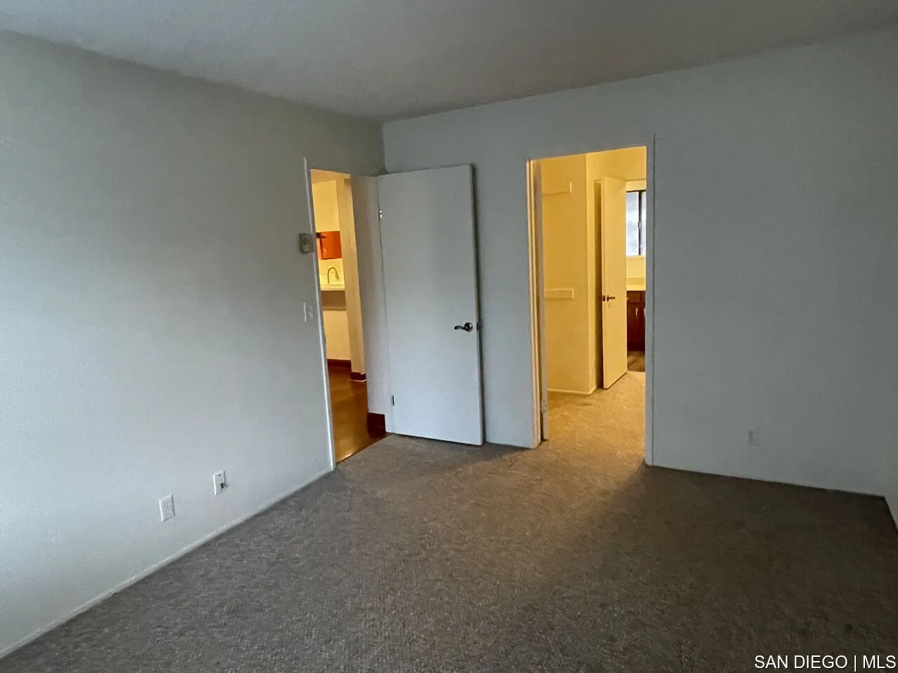 https://cdn.realtyfeed.com/cdn/127/700000226/2871ad89884285bc29027200cd82060a.webp