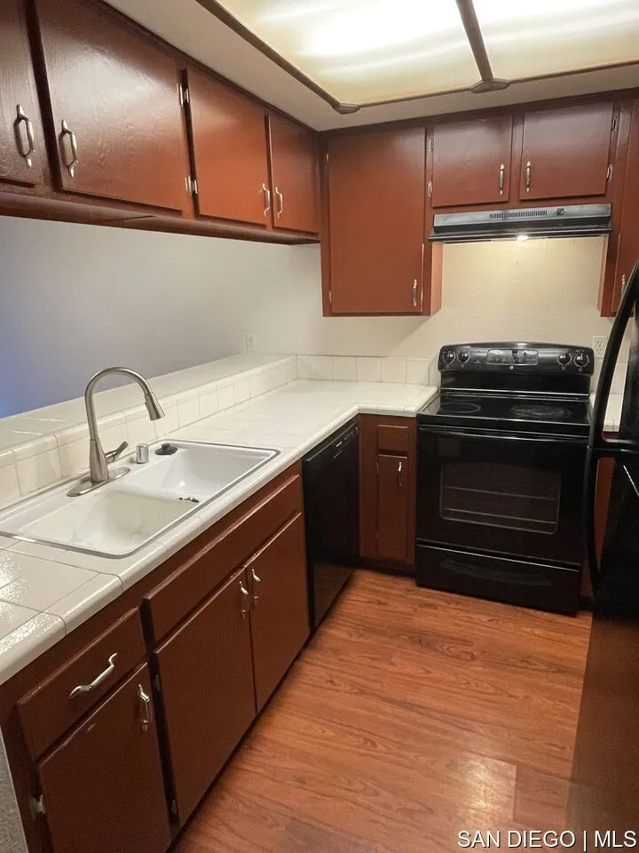 https://cdn.realtyfeed.com/cdn/127/700000226/869e65051b52407a80199dde92b8e45f.webp