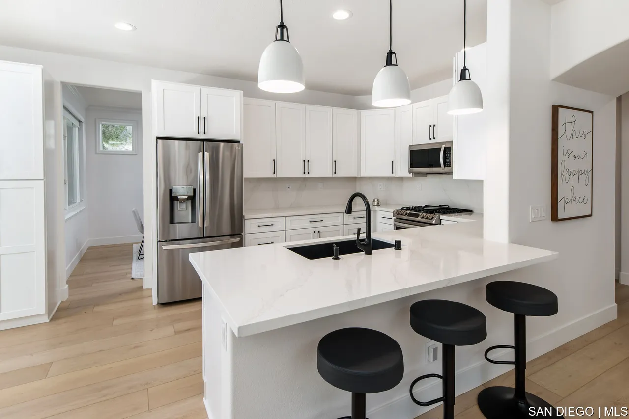 https://cdn.realtyfeed.com/cdn/127/700000318/785a48466f9c686abc59ad06c523cf79.webp