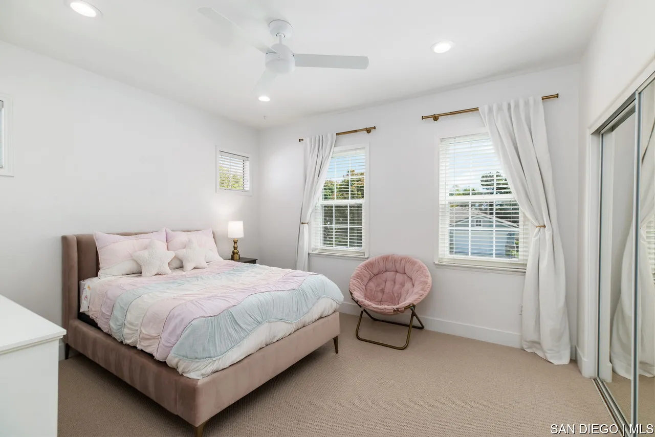 https://cdn.realtyfeed.com/cdn/127/700000318/89d51e8ddb625aa212807994103a9b41.webp