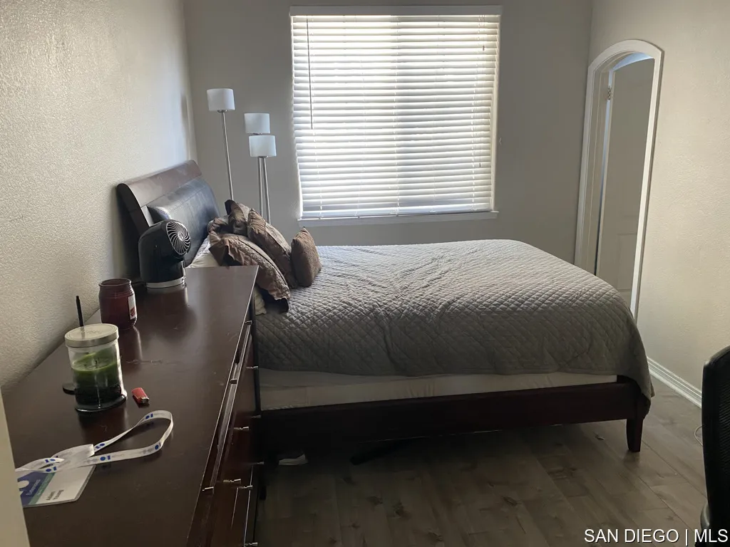 https://cdn.realtyfeed.com/cdn/127/700000354/f720a5f345584a58bc717a94f1c466e3.webp