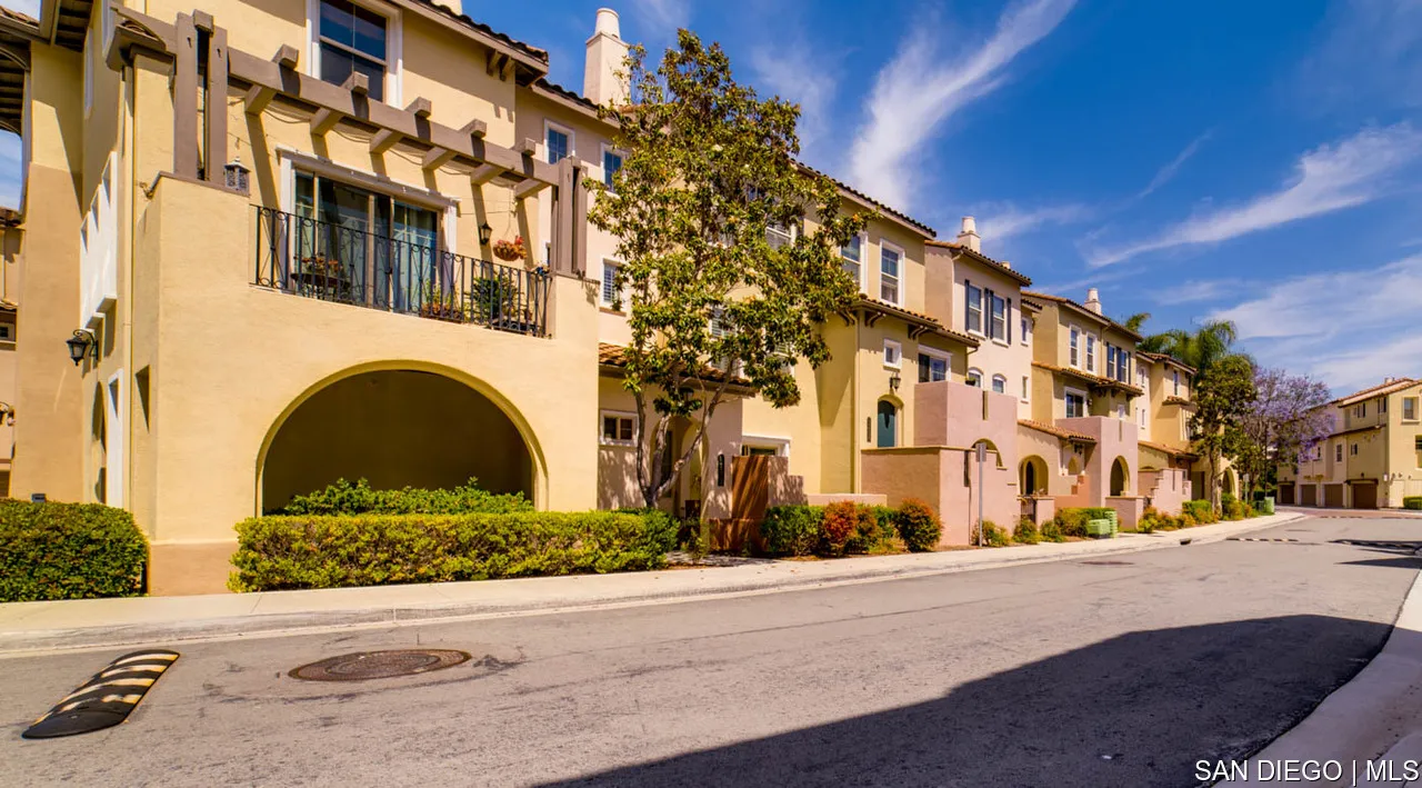 https://cdn.realtyfeed.com/cdn/127/700000362/6300231600646e5da19413c98d1b4fdd.webp
