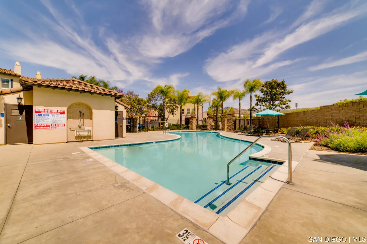 https://cdn.realtyfeed.com/cdn/127/700000362/8aeda188961824b4d185fd2a9ef5e38a.webp