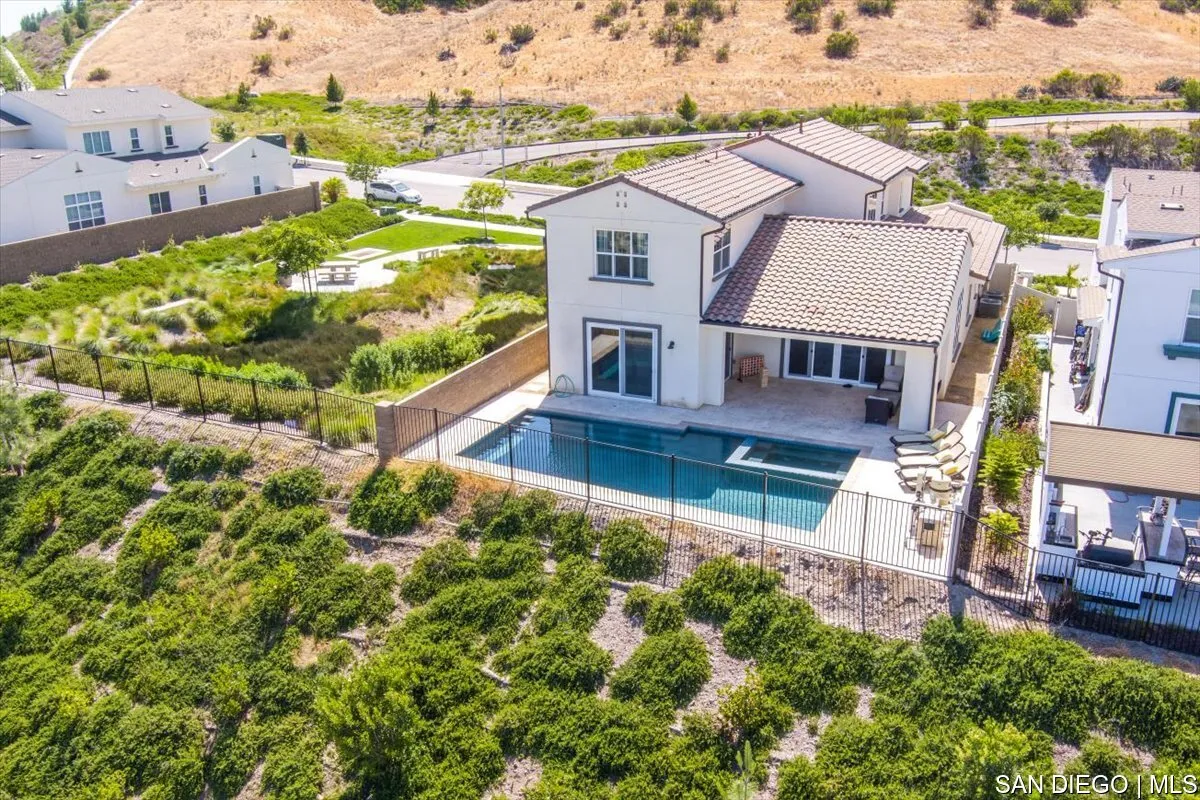 https://cdn.realtyfeed.com/cdn/127/700000393/a96c66688da3e65317954d36924121a1.webp