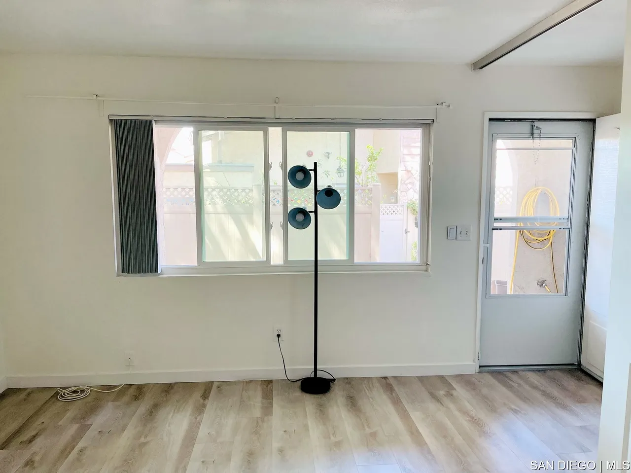 https://cdn.realtyfeed.com/cdn/127/700000420/46714ad41b82570b88b097f06fcecd35.webp
